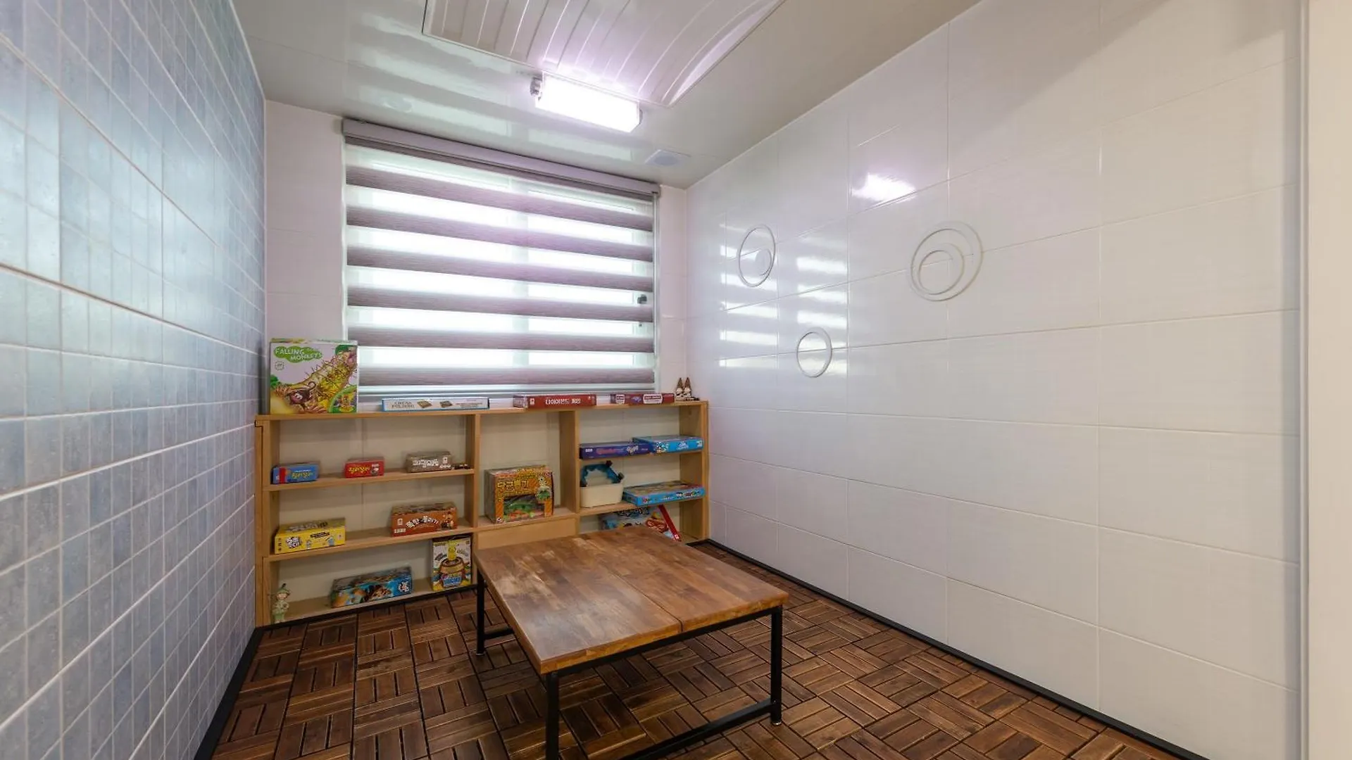 Gyeongju Alice Pension Spa, Footbath, Pick-Up